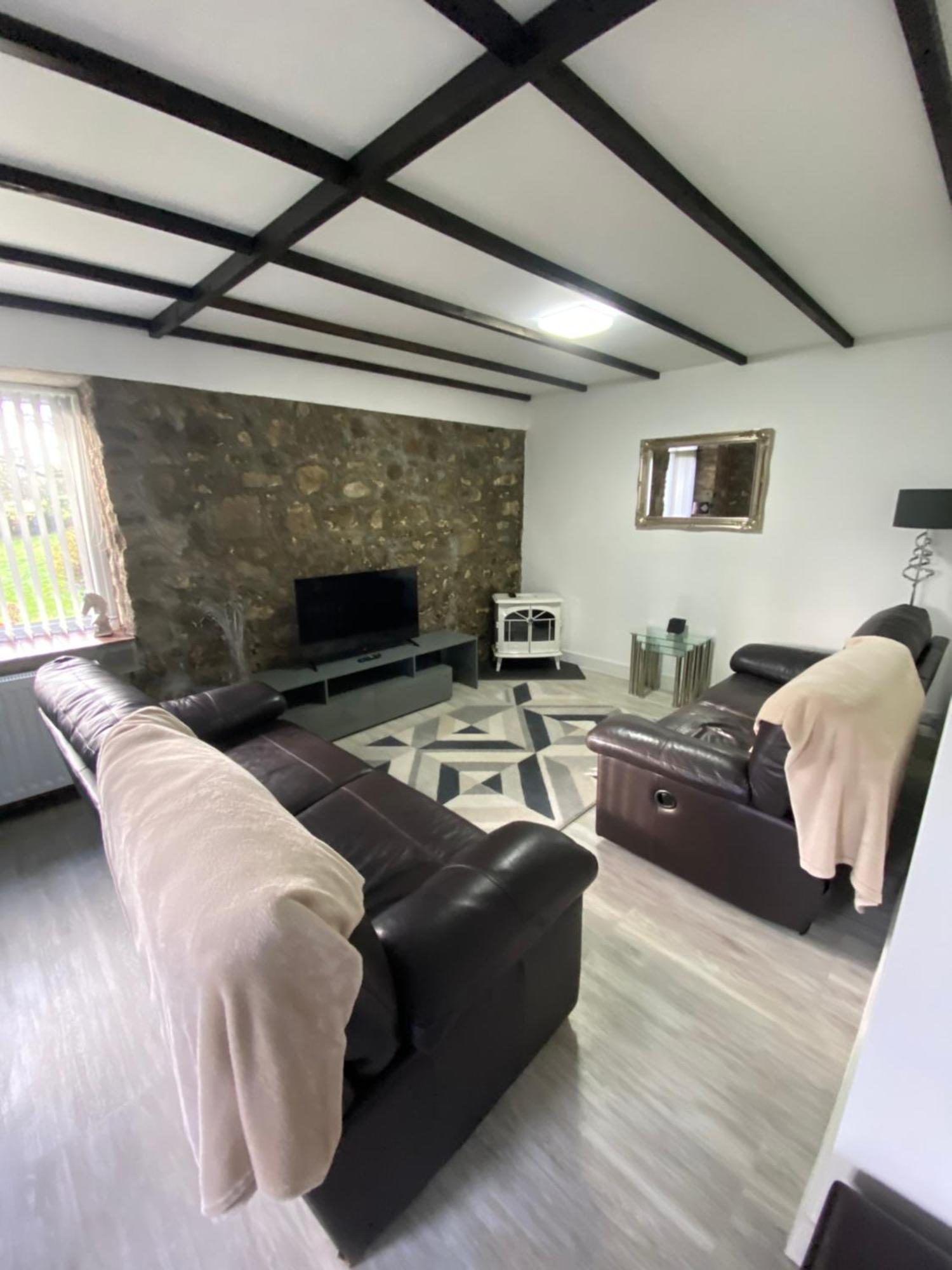 Beautiful Renovated Former Coach House Llandeilo Εξωτερικό φωτογραφία